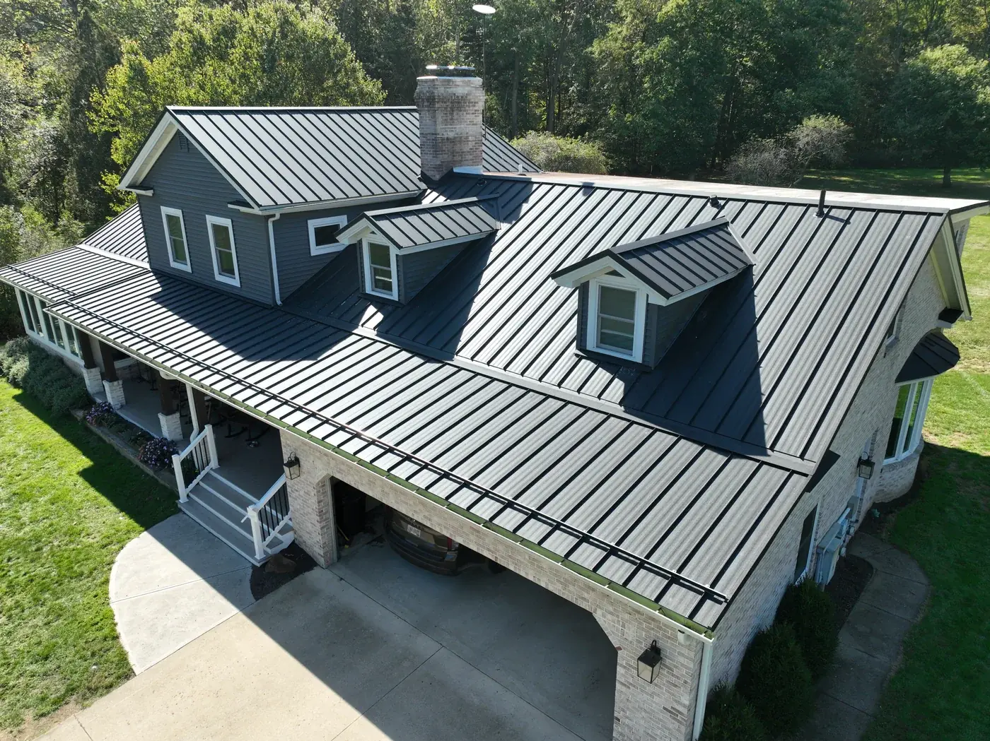 Cornerstone Roofing completed shingle roof on brick home, Wayne County Ohio