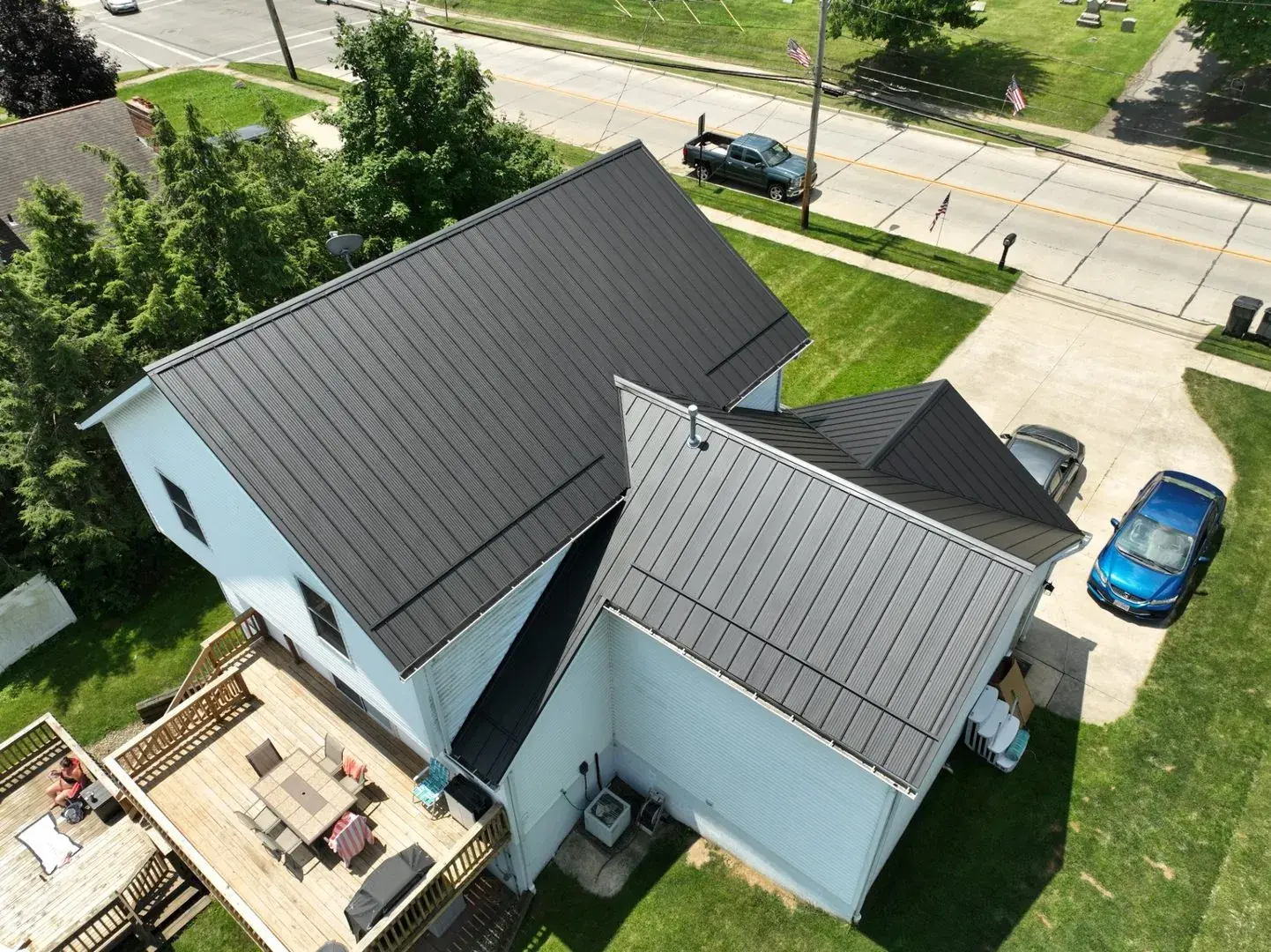 Commercial roofing project